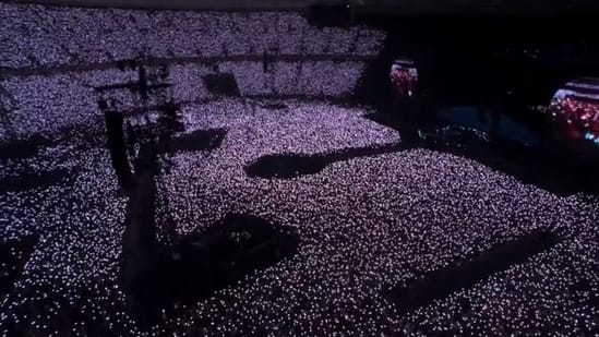 Coldplay Rocks India: Largest Concert Ever with 1.34 Lakh Fans!